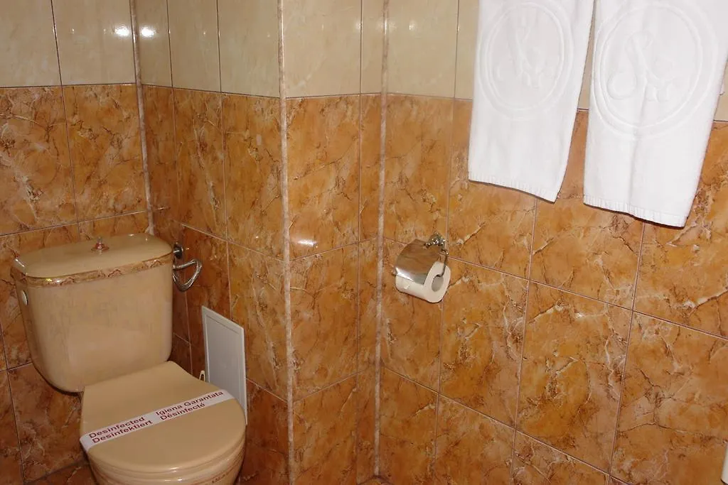 Hotel Sir Colentina Bucharest 2*,  Romania
