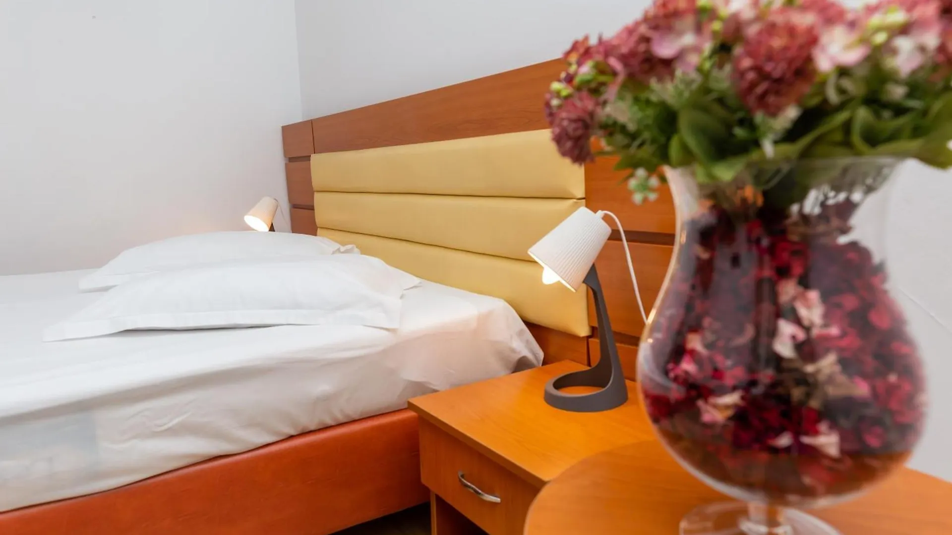 Hotel Sir Colentina Bucharest