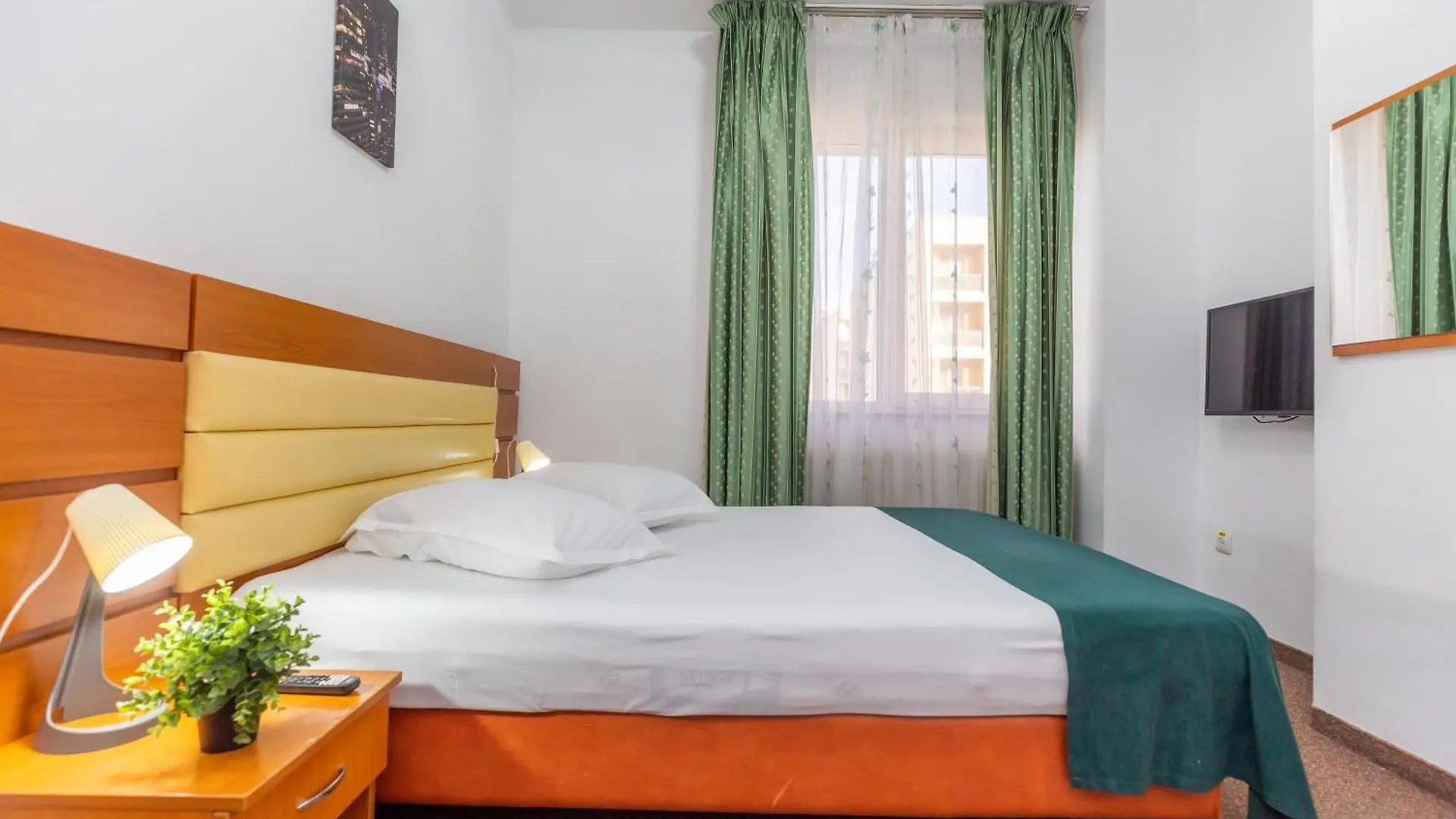 Hotel Sir Colentina Bucharest